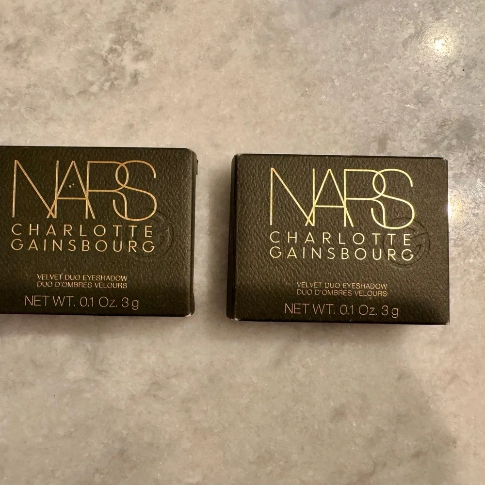 NARS x CHARLOTTE GAINSBOURG eyeshadow set of two! 🇫🇷 - Picture 2 of 4